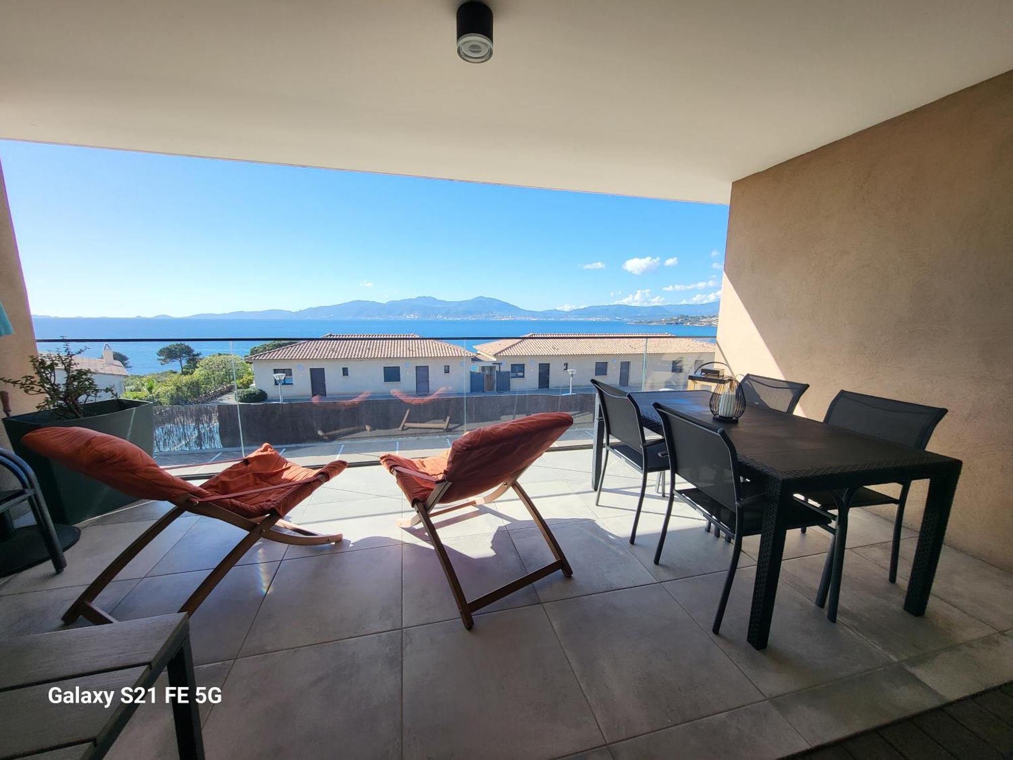Appartement De Standing Bord De Mer Pietrosella Ngoại thất bức ảnh